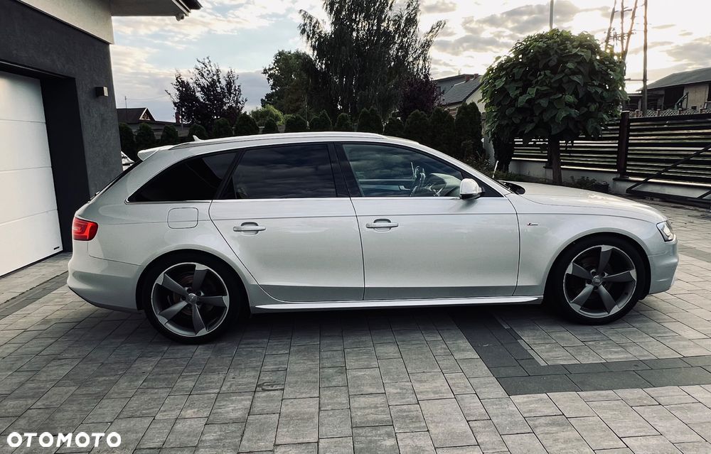 Audi A4 Avant - 11