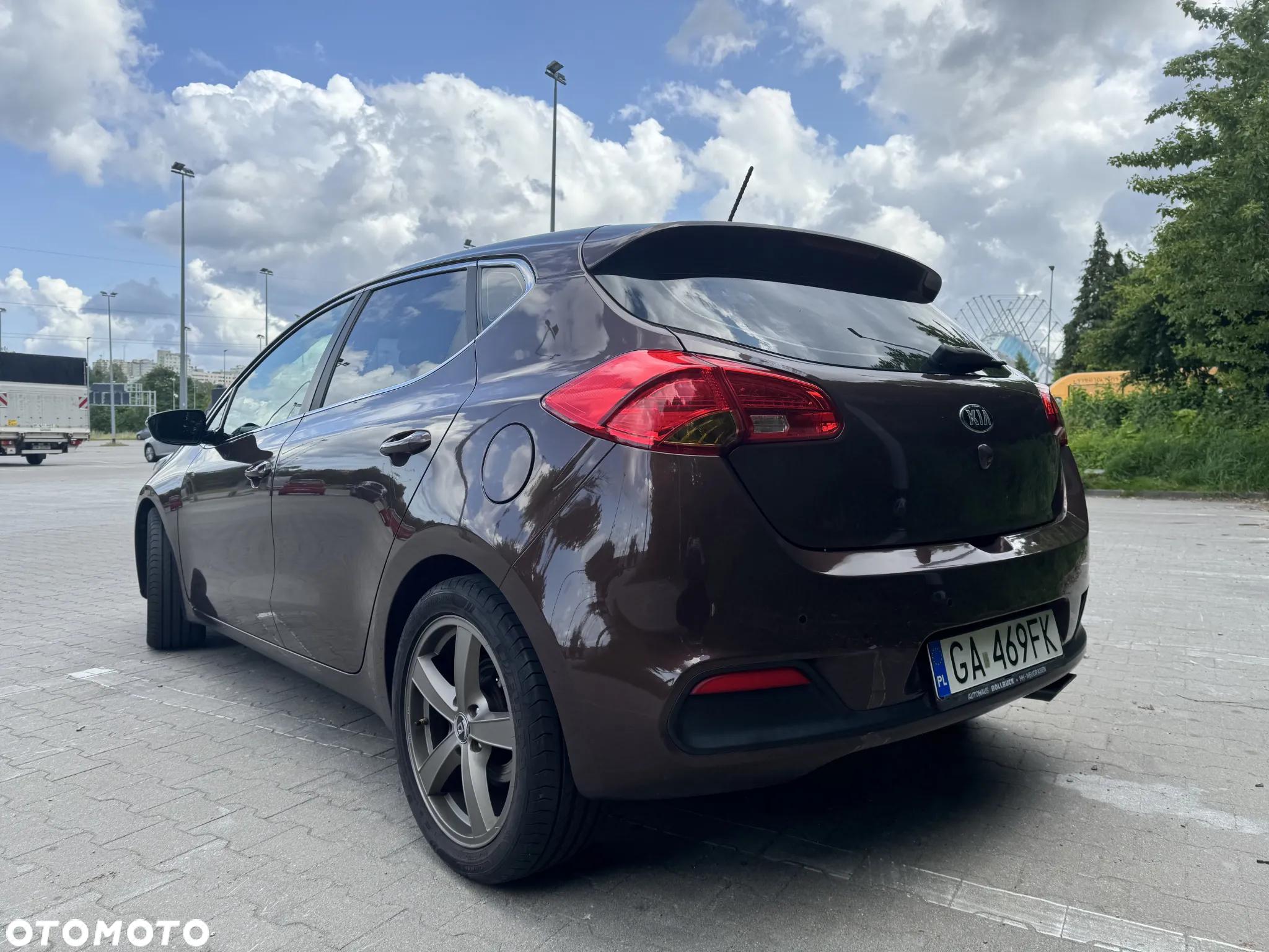 Kia Ceed - 9