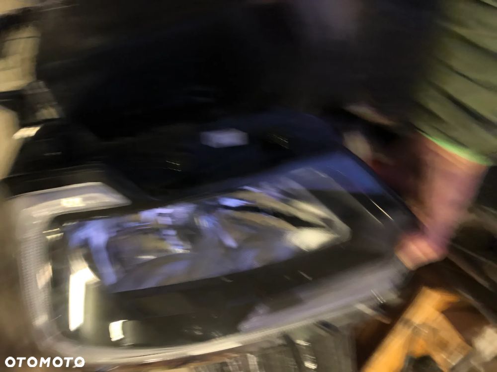 REFLEKTOR RENAULT MASTER III 10> LE 2020 OR 260607867R - 9