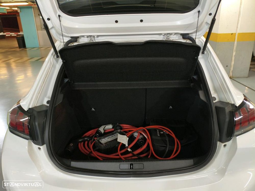 Peugeot e-208 50 kWh Active Pack - 12