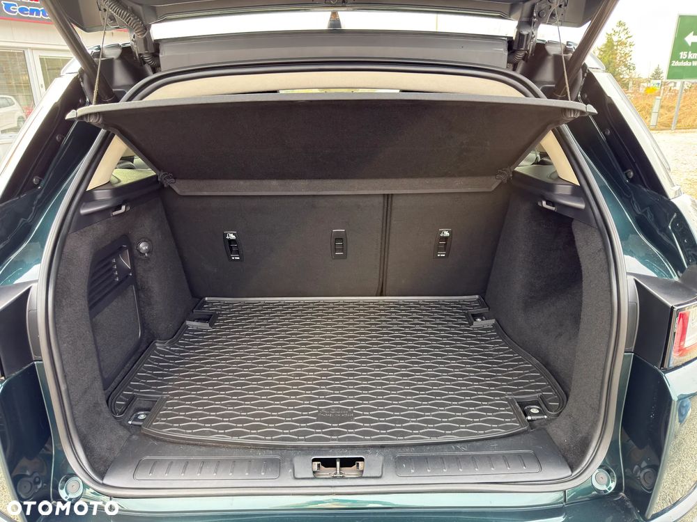 Land Rover Range Rover Evoque - 17