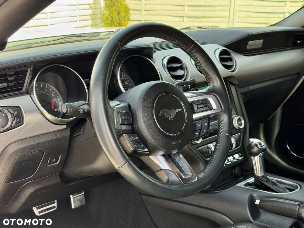 Ford Mustang Cabrio 2.3 Eco Boost - 11