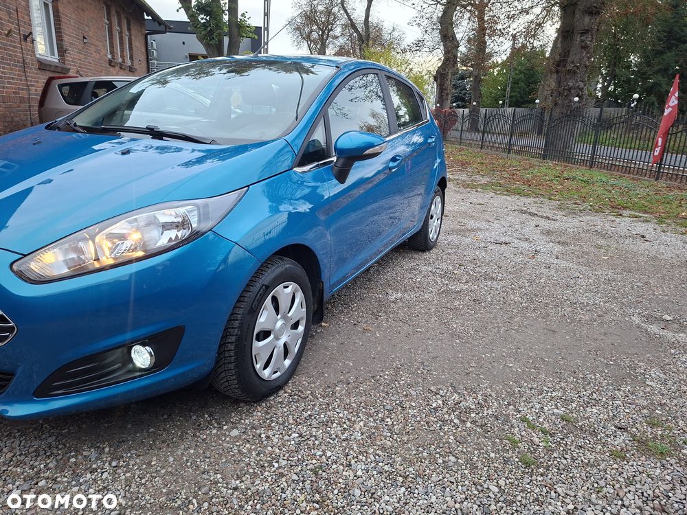 Ford Fiesta 2014 photo 2