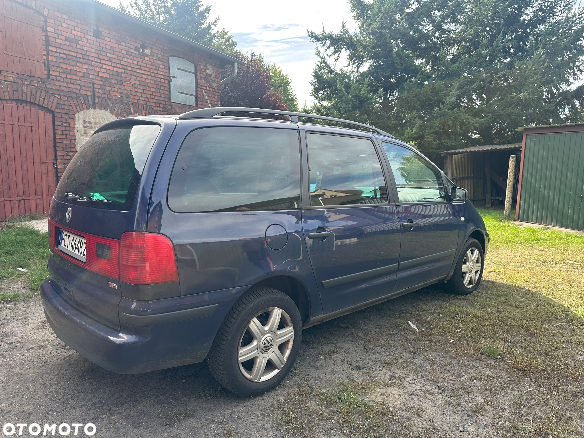 Volkswagen Sharan 1.9 TDI Family - 2