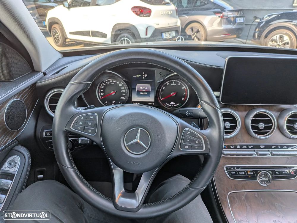 Mercedes-Benz C 350 e - 12