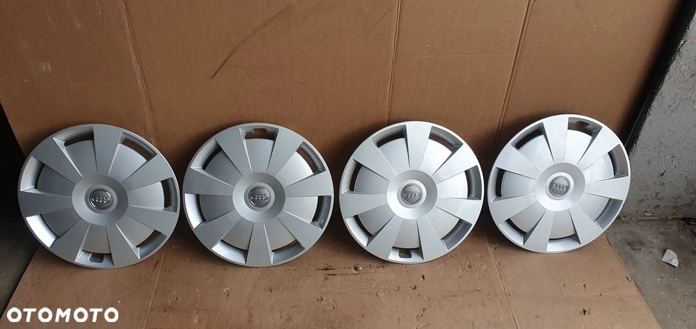 Dekielki kołpaki kapsle 16" Audi A3 8V 8V0601147C - 1
