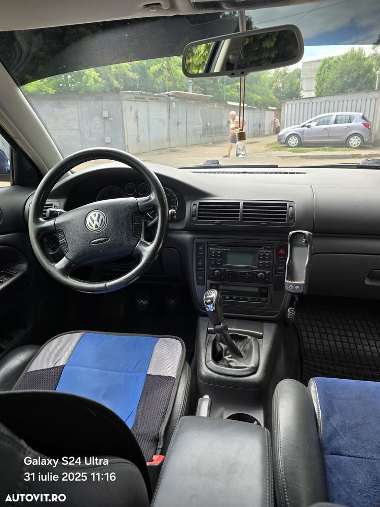 Volkswagen Passat Variant 2.0 TDI DPF Comfortline - 8