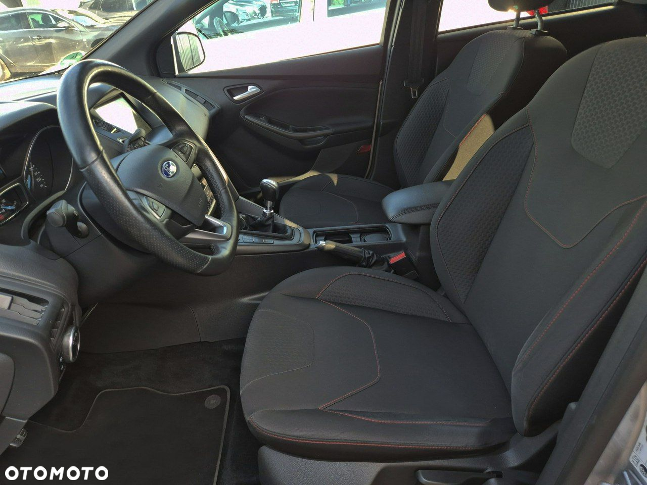 Ford Focus - 15