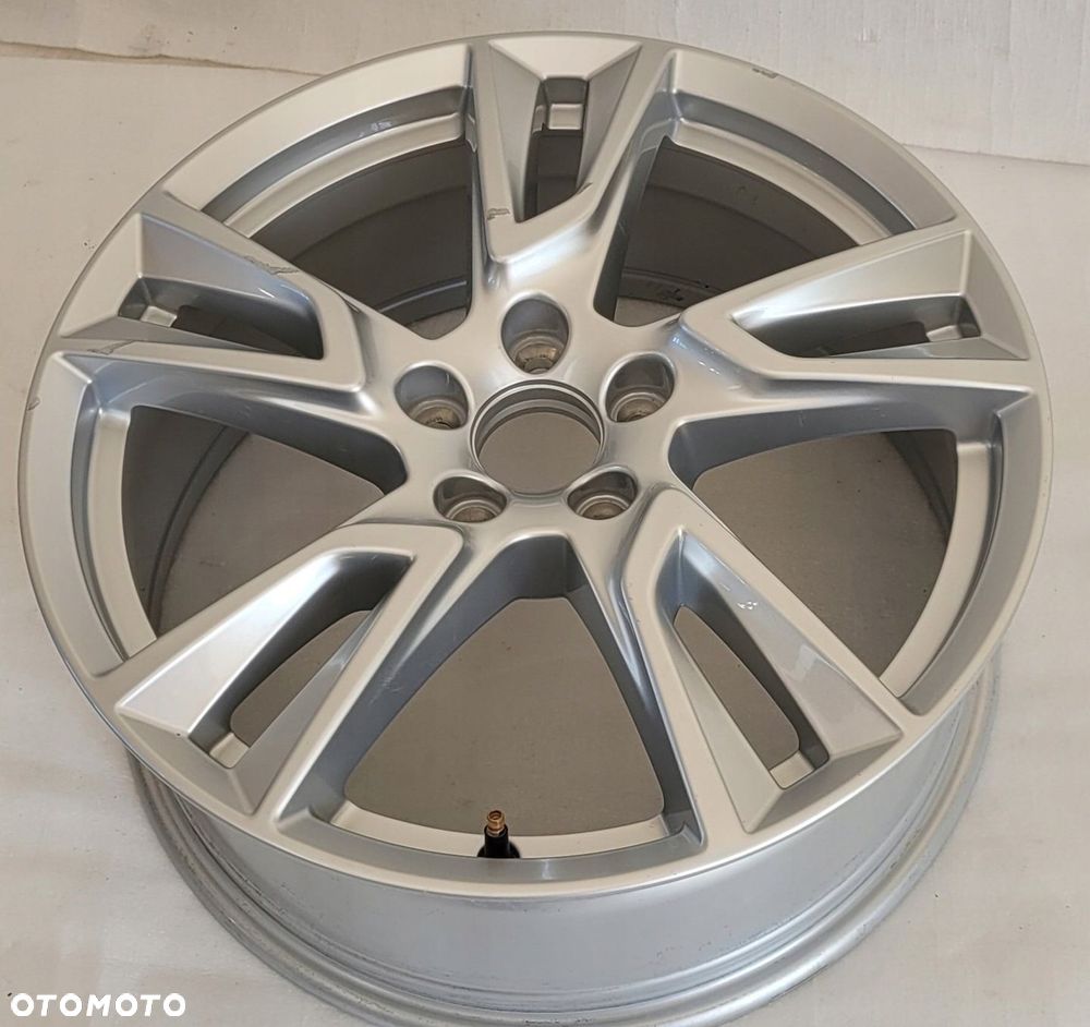 FELGA VOLVO XC60 II 7,5x18 18 ET50,5 5x108 31362866 - 5