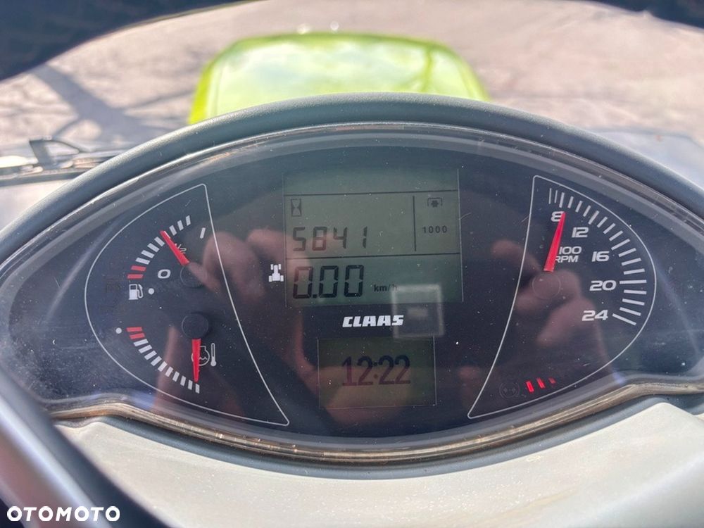 Claas ARION 660 CMATIC - 11