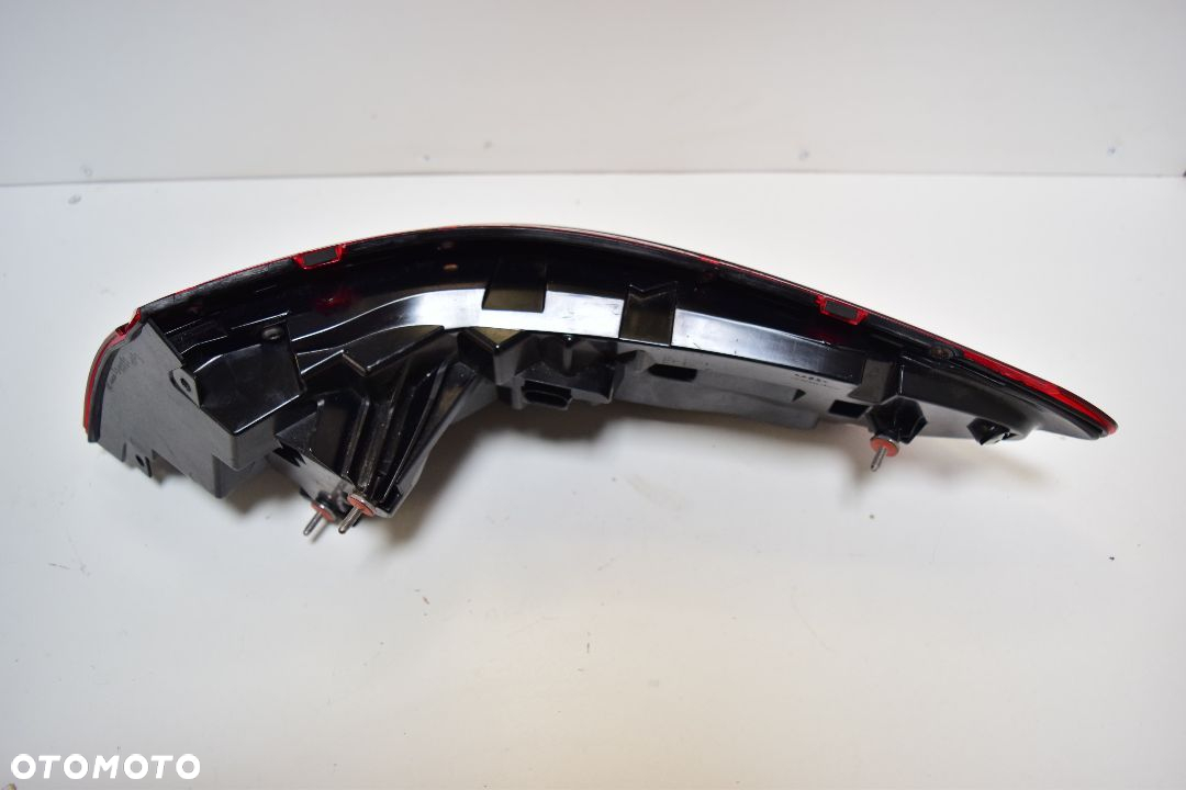 MERCEDES GLC W253 LAMPA LEWA TYLNA - 7