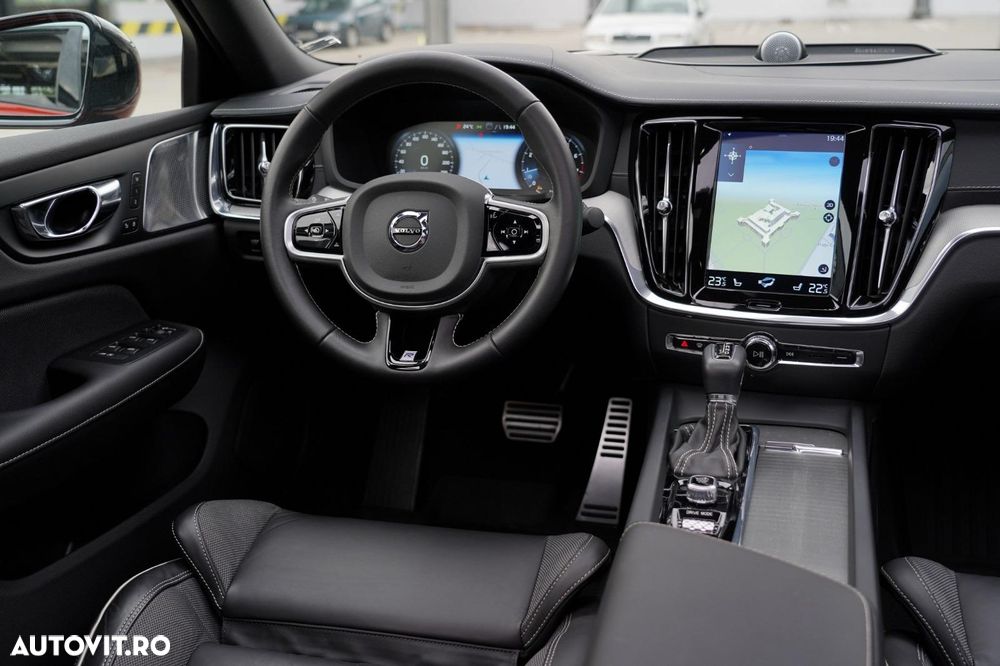 Volvo S60 T6 AWD Geartronic RDesign - 16