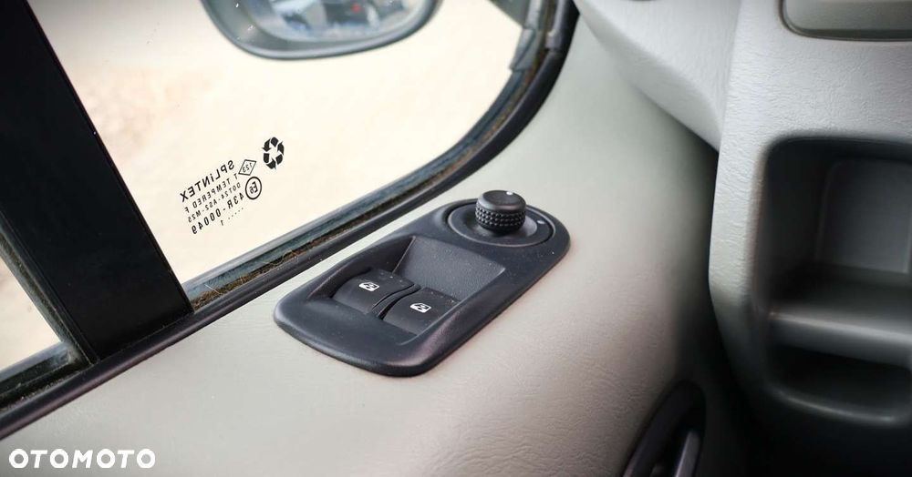 Opel Vivaro Tour Cosmo L1H1 MTA - 31