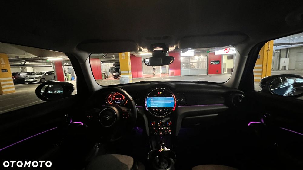 MINI Cooper Classic Trim - 16