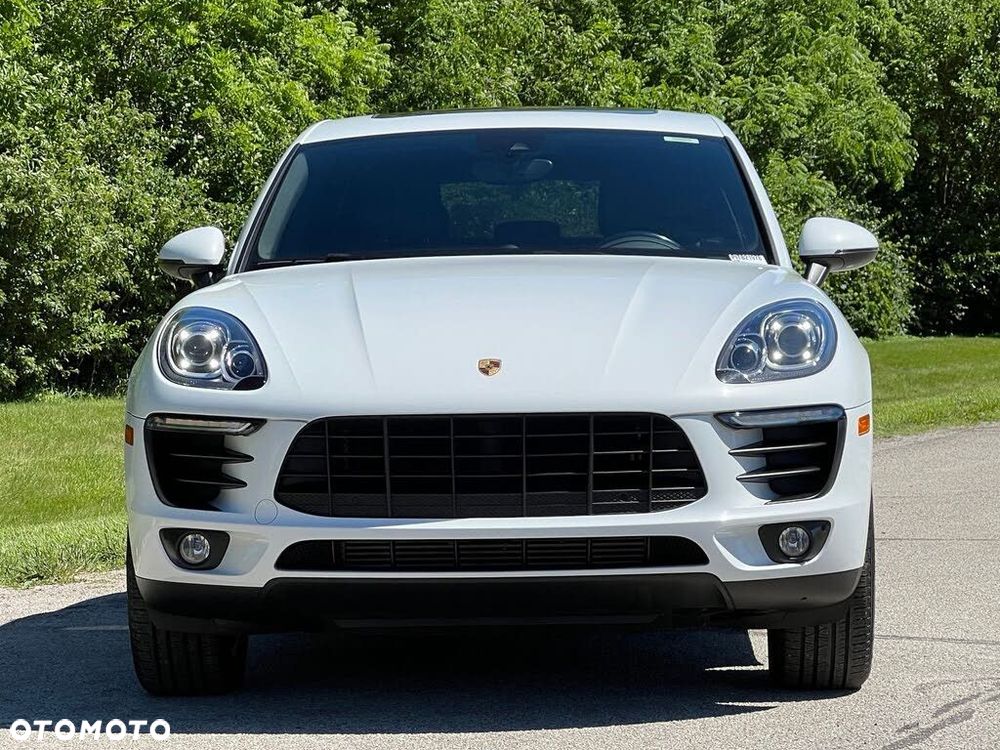 Porsche Macan Standard - 2