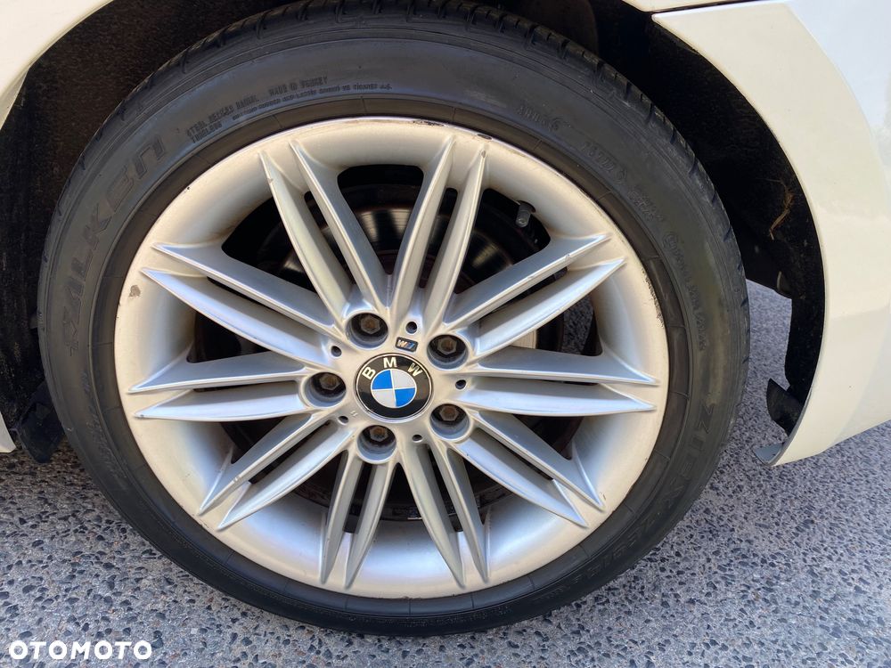 BMW Seria 1 116d DPF - 25