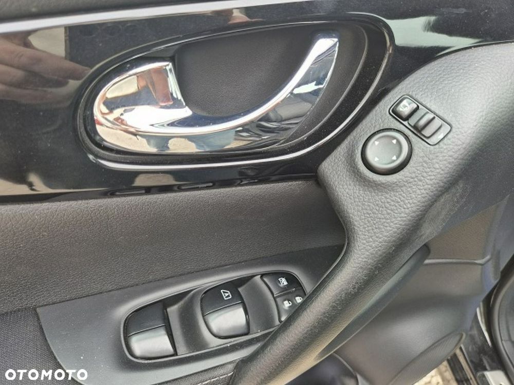 Nissan Qashqai - 16