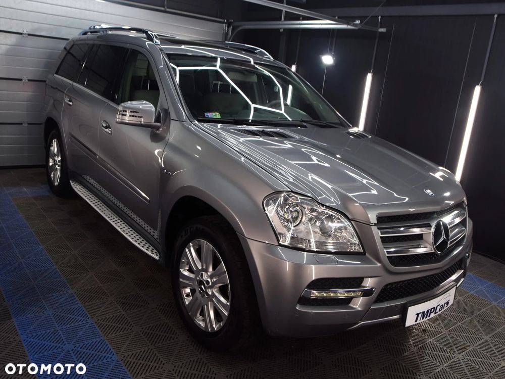 Mercedes-Benz GL - 38