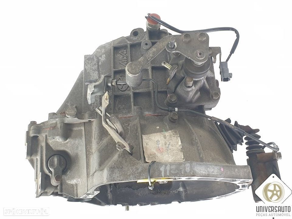 CAIXA VELOCIDADES TOYOTA YARIS 2003 - 1