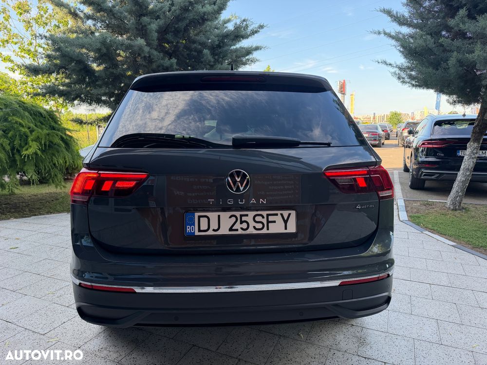 Volkswagen Tiguan 2.0 TDI SCR 4Motion DSG Comfortline - 18