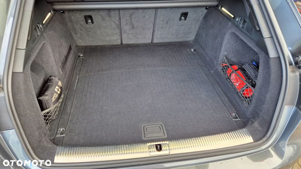 Audi A4 Avant 2.0 TDI Quattro Sport S tronic - 28