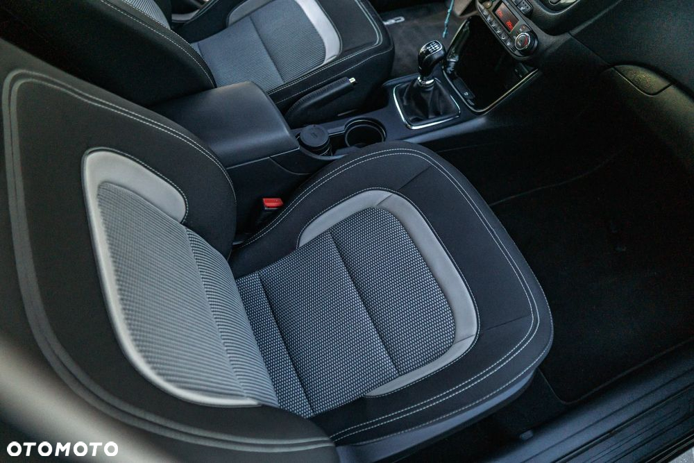 Kia Ceed 1.4 CVVT - 17
