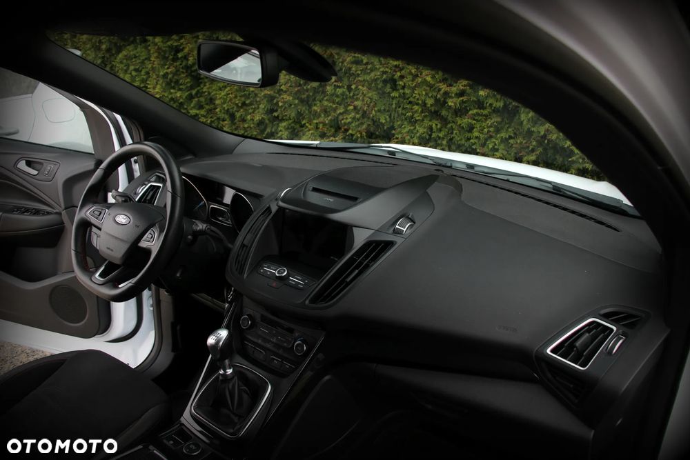 Ford Kuga 1.5 EcoBlue ST-LINE - 7