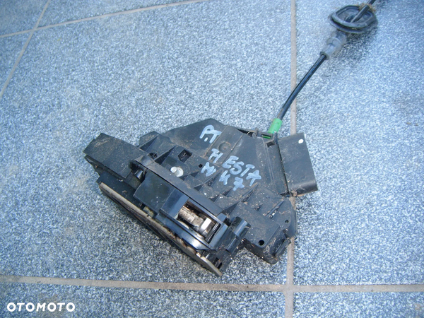 ford fiesta mk7 zamek drzwi prawy tył am5a-r26412-ae