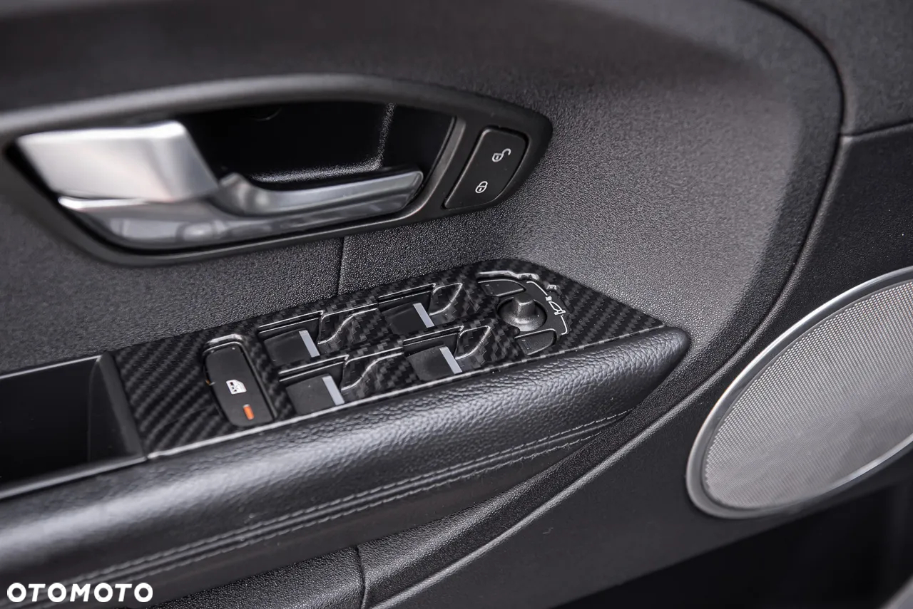 Land Rover Range Rover Evoque - 16