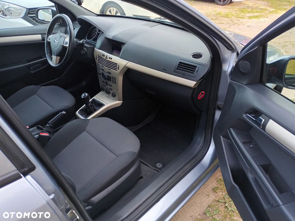 Opel Astra 1.6 Edition Plus - 19
