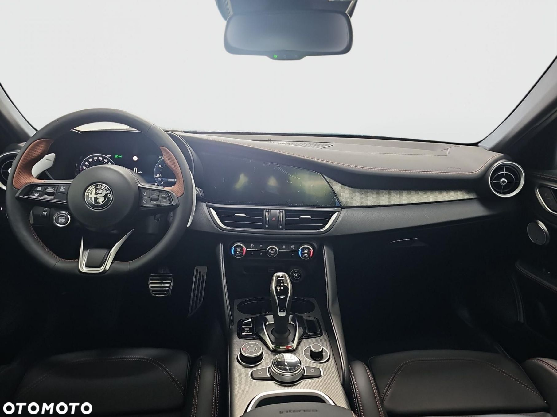 Alfa Romeo Giulia 2.0 Turbo Intensa Q4 - 12