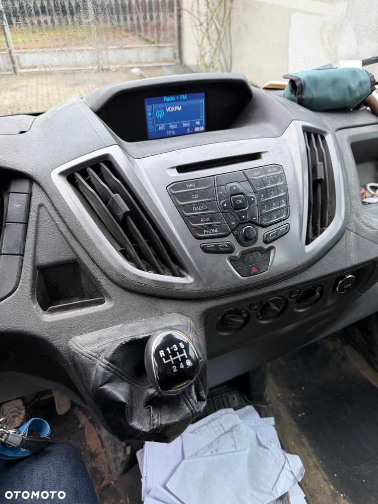 Ford Transit - 8