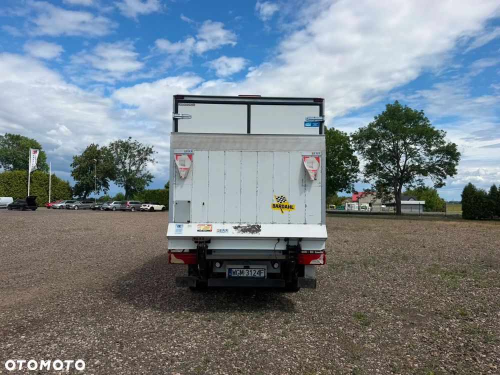 Mercedes-Benz Sprinter 907 319 3.0 V6 CDI - 10
