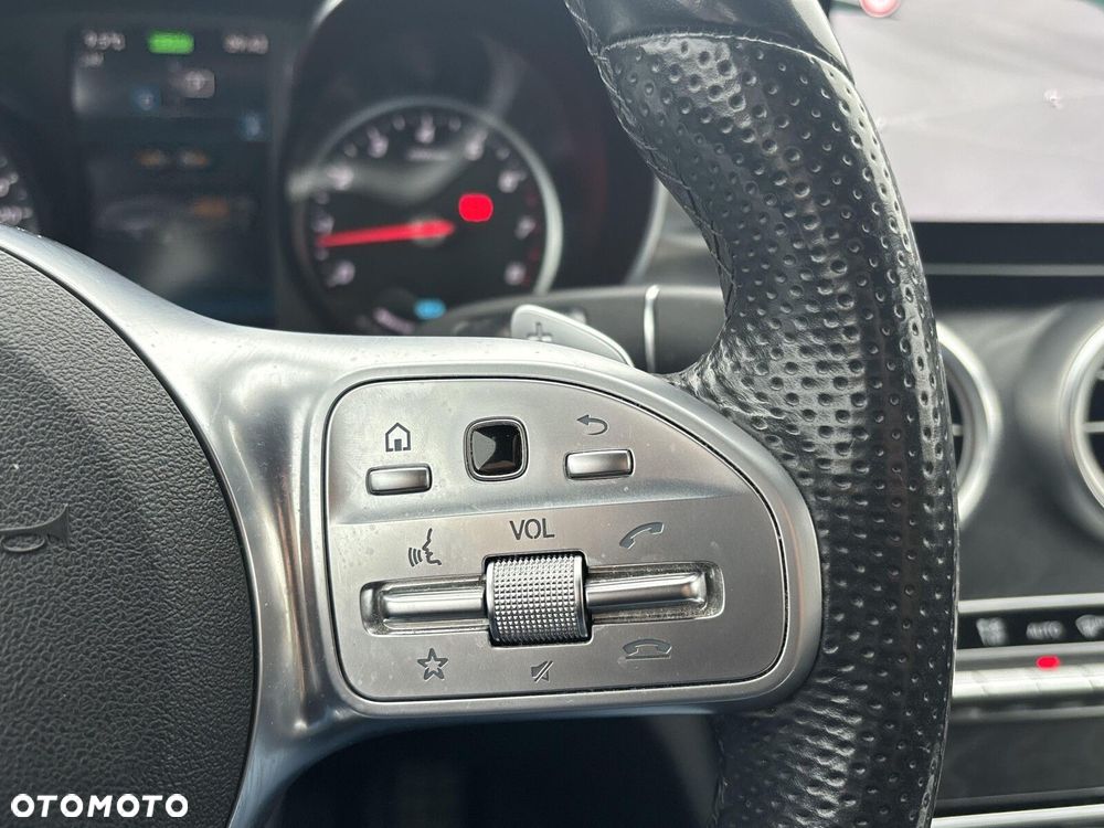 Mercedes-Benz Klasa C 200 4MATIC 9G-TRONIC - 21