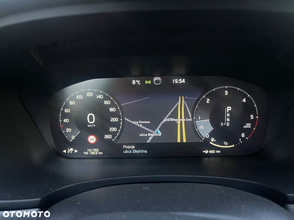 Volvo V90 D4 Momentum - 13