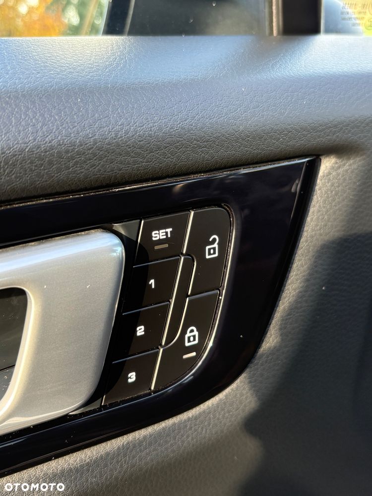 Porsche Cayenne E-Hybrid Platinum Edition - 32