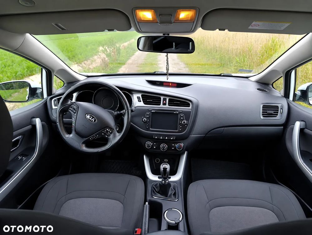 Kia Ceed 1.4 CVVT - 9