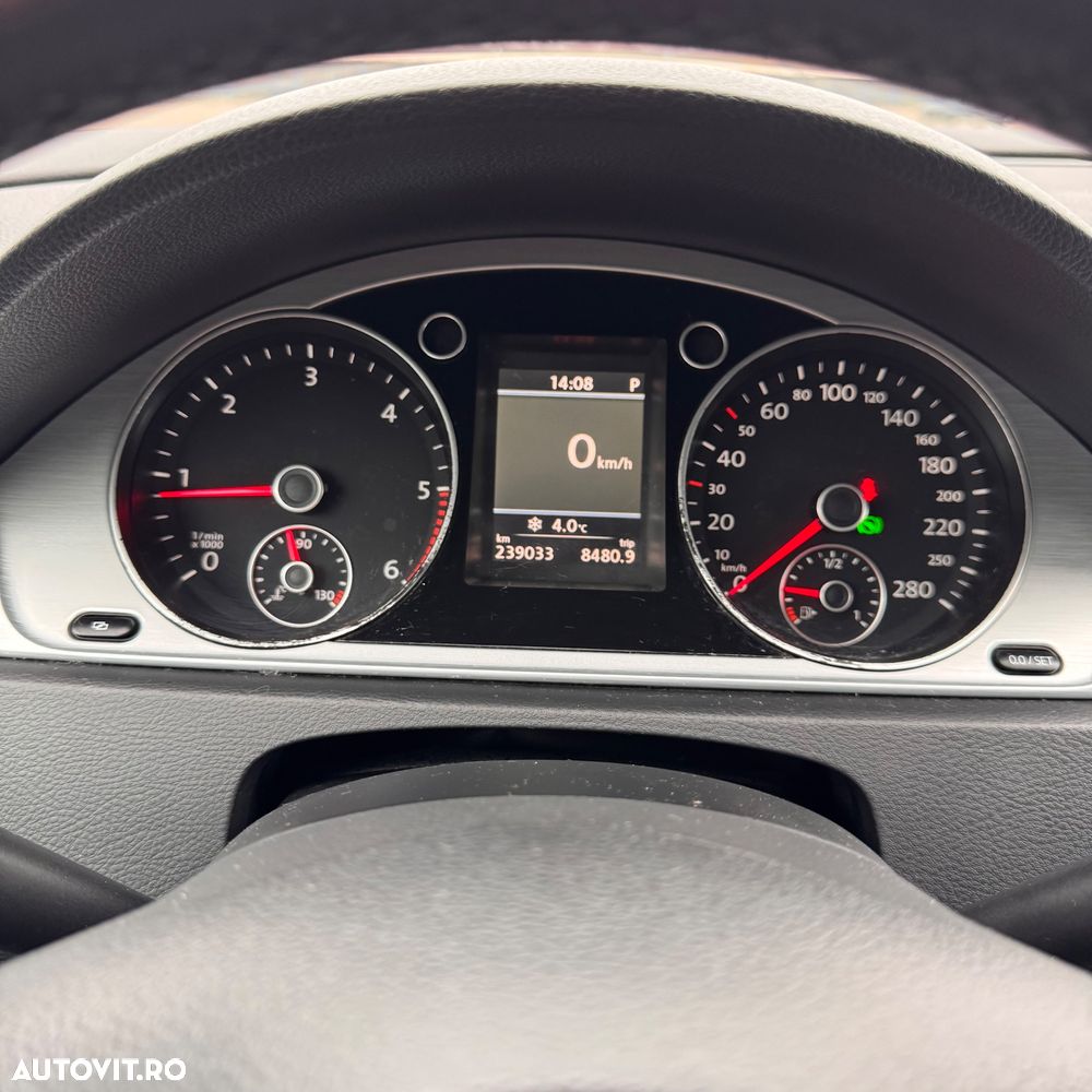 Volkswagen Passat CC 2.0 TDI DSG - 9