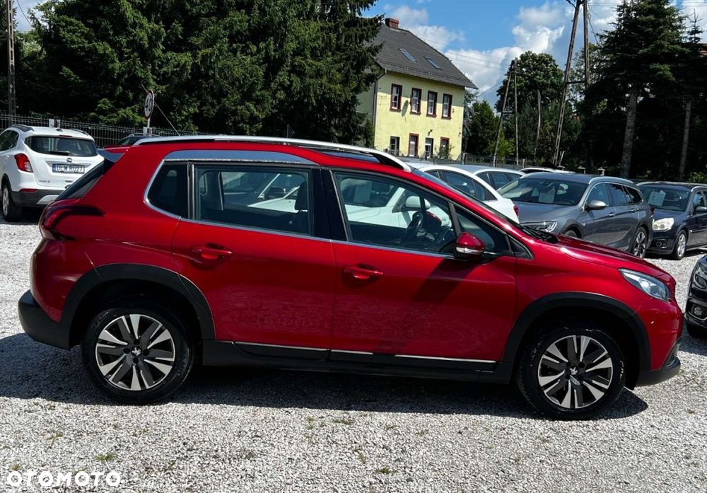 Peugeot 2008 PureTech 110 Stop&Start EAT6 Allure - 5