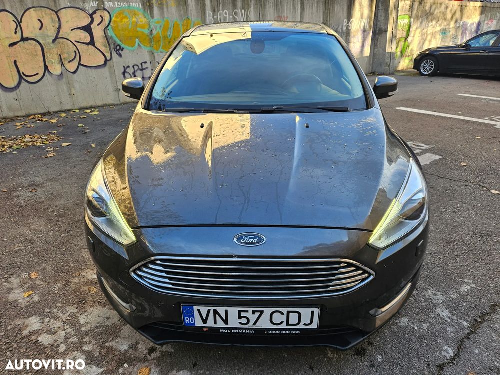 Ford Focus 1.5 TDCi Powershift Titanium - 2