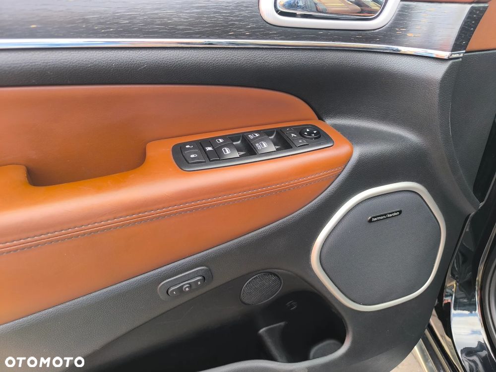 Jeep Grand Cherokee - 17
