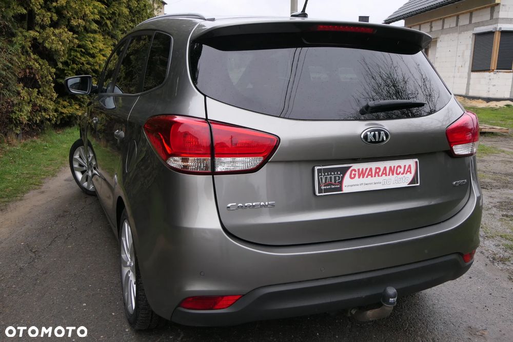 Kia Carens 1.7 CRDi L - 11