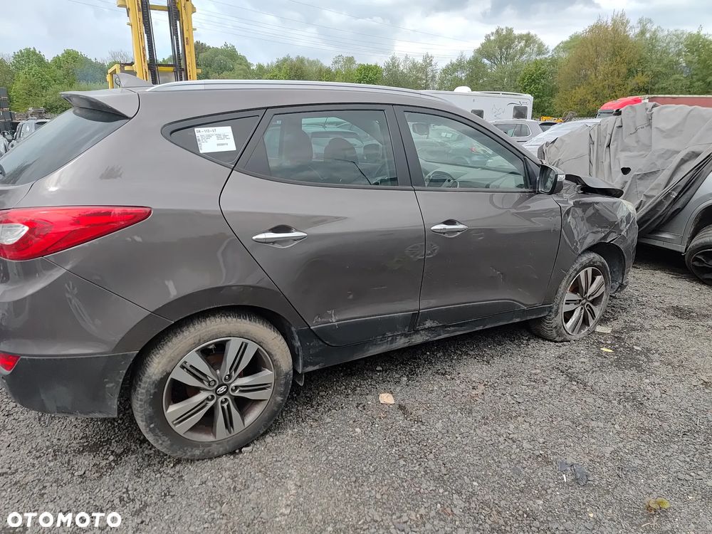 Hyundai ix35 2.0 CRDi Premium 2WD - 14