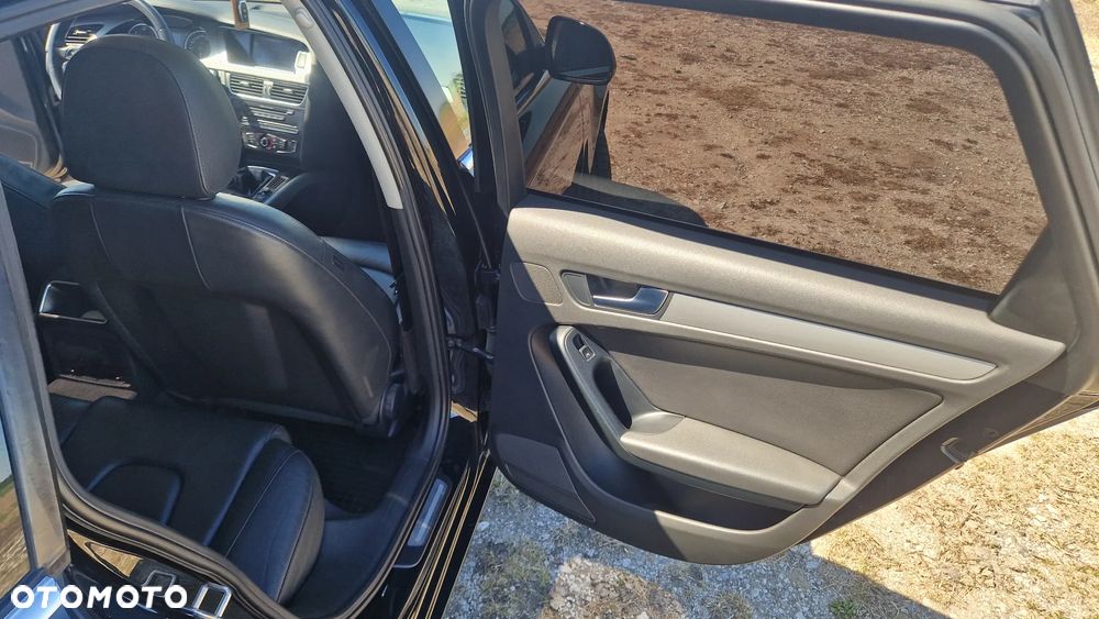 Audi A4 Avant 2.0 TDI - 12