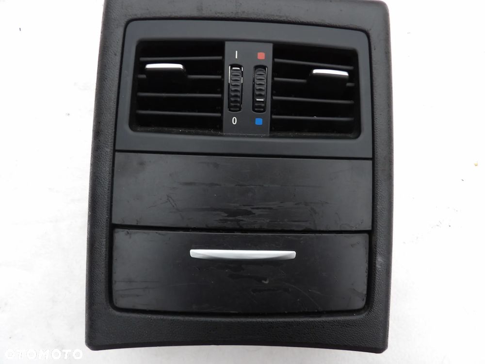 BMW - E92,E93 - KRATKA NAWIEWU TYŁ - 6932023 - 1