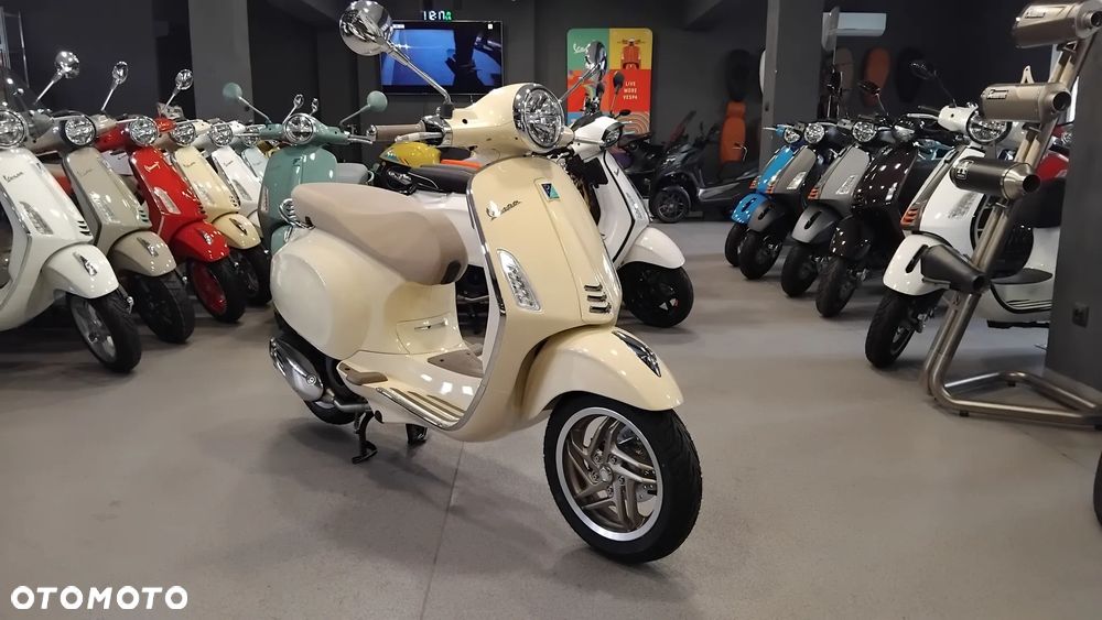 Vespa Primavera - 1