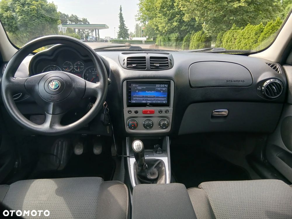 Alfa Romeo 147 1.6 Twin Spark ECO Sportiva - 6