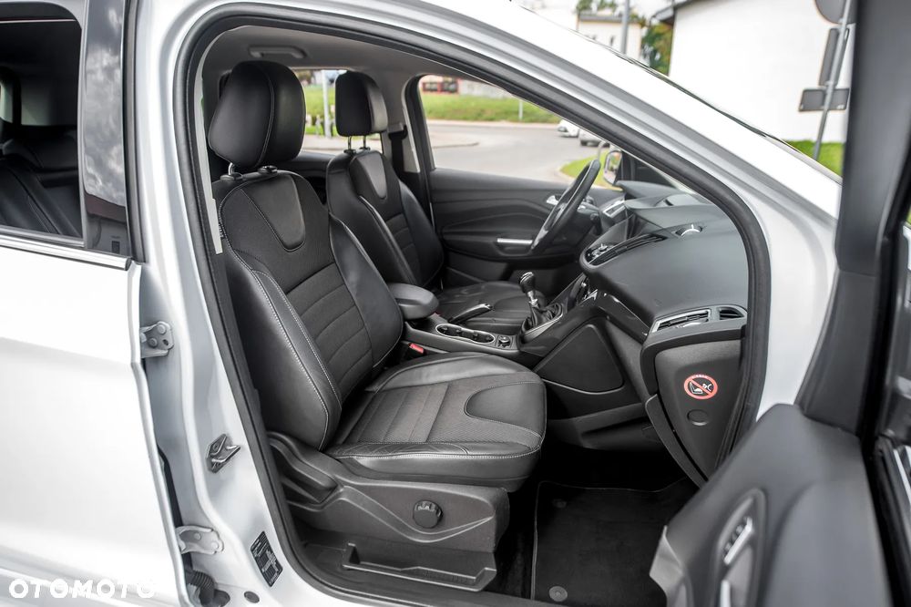 Ford Kuga 2.0 TDCi 4WD Titanium Plus - 23