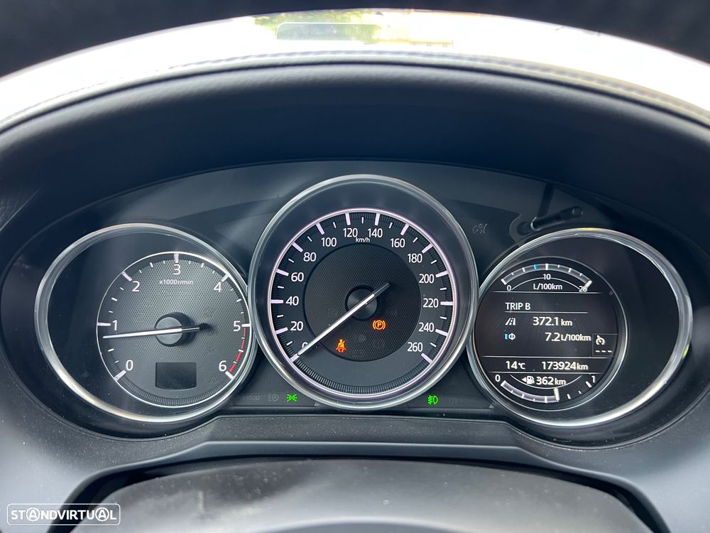 Mazda 6 M6 2.2 SKY-D Excellence Navi - 36