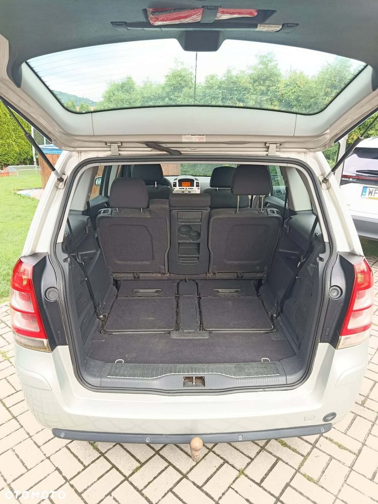 Opel Zafira 1.8 Cosmo - 13